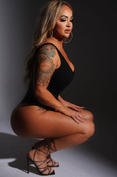 msarianna_ nude pornstar photos