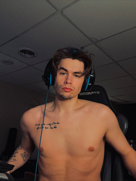 Dirty Tristan exclusive model img