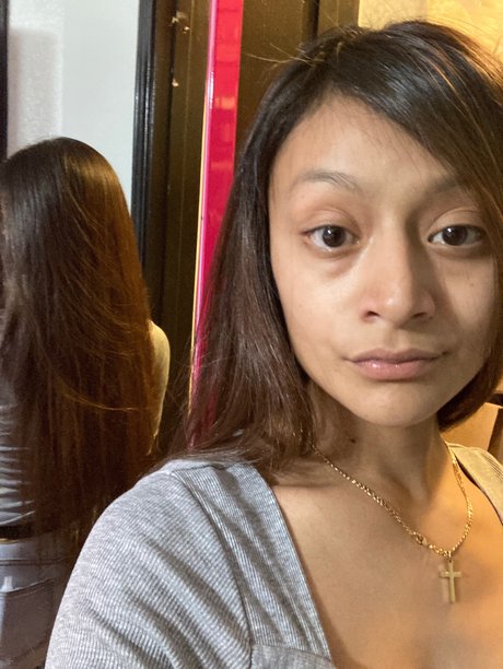 Nikkimp23 adult model gallery