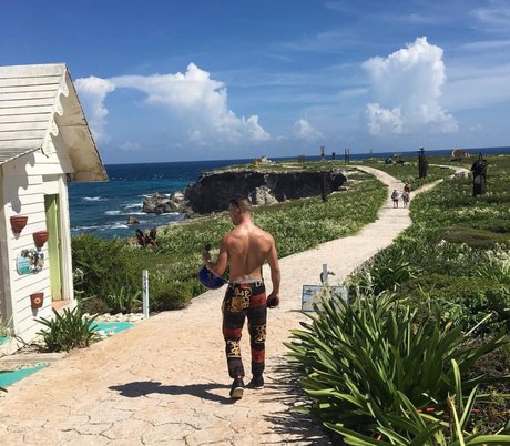 Nympho6ix erotic model galleries