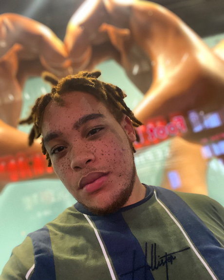 Freckles model sexy img