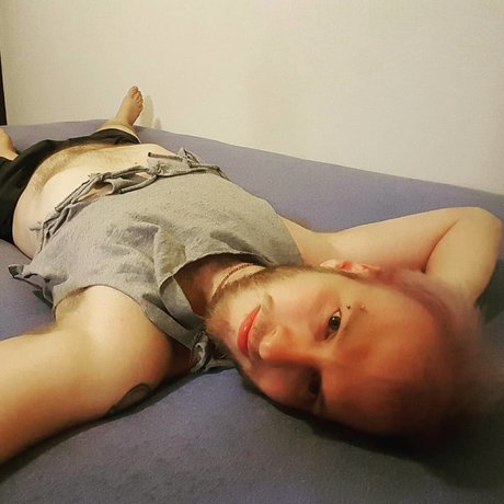 enby Otter nice pornstar galleries