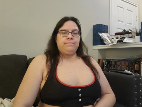 Whitewolflady pornographic star image