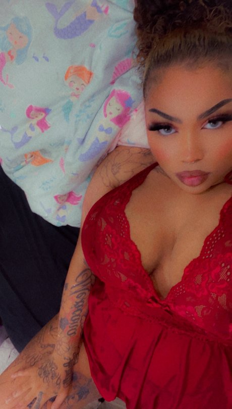 KIKI_ art pornstar picture