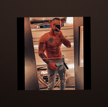 deandukes star adult gallery