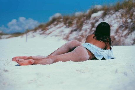 _HOUSE WIFE_ star nudes pic