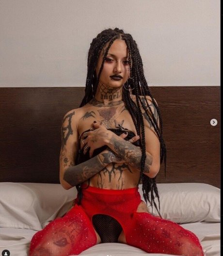 kenaketa sexy model pictures