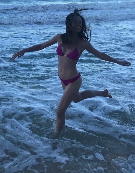 Rachel Boston star top pictures