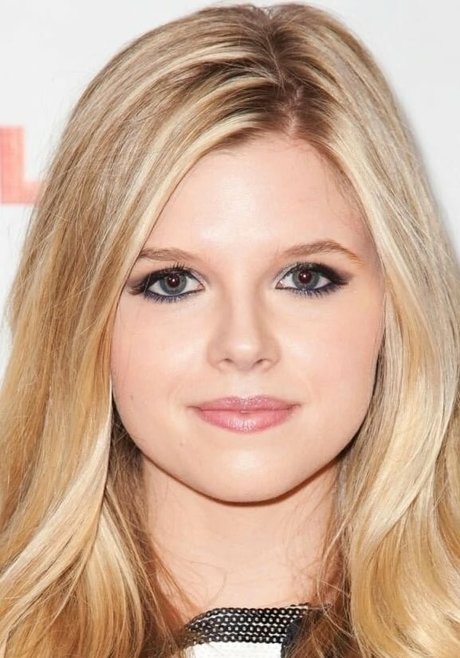 Ana Mulvoy Ten hd actress photo