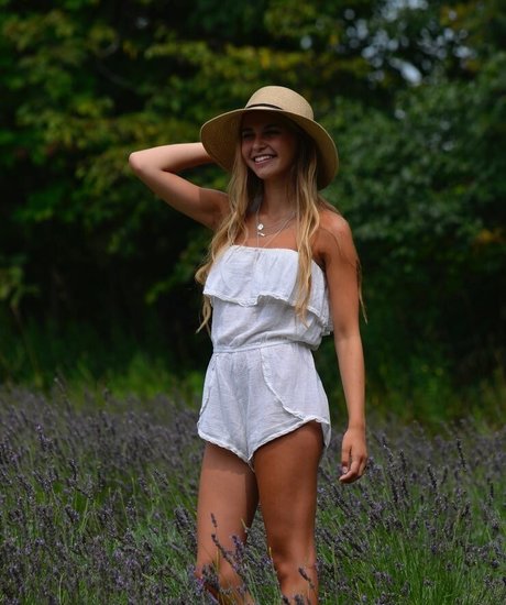 Nikki Roumel pornstar adult photos