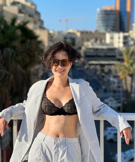 LikaLand pornstar nice photos