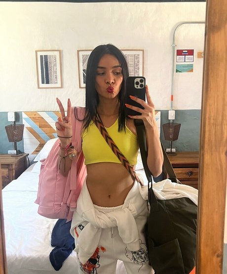 Nicole Manson star best photos