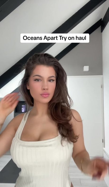 Siennarlv hot model picture