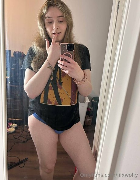 lilxwolfy hd pornstar pics