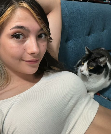 chelseayea star erotic galleries