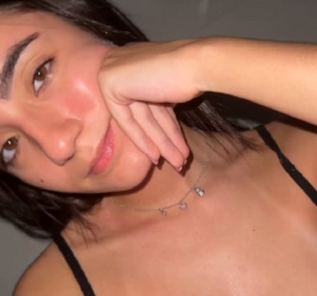 Gih Oliveira model porn pic