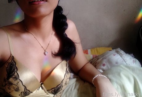 Shessnarky sexy pornstar picture