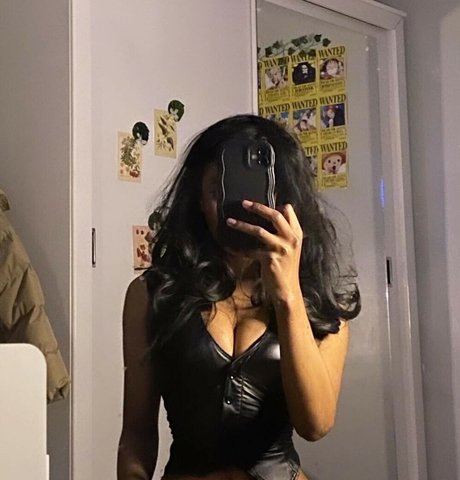 oil7ll erotic star pics