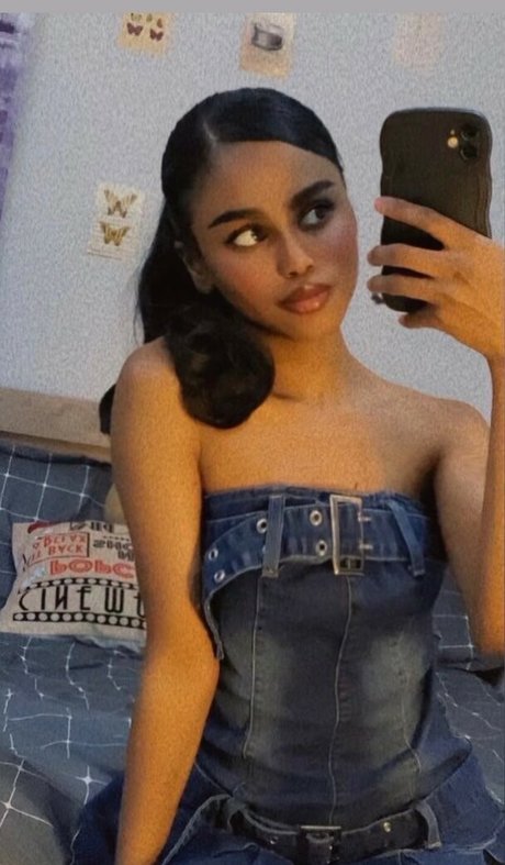 oil7ll porn model photos