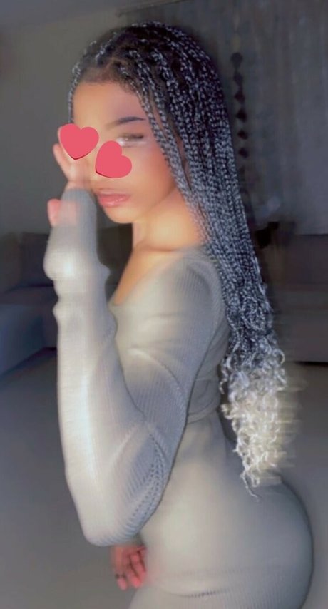 oil7ll model hd photo