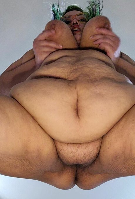 Juniper Moans model art photos