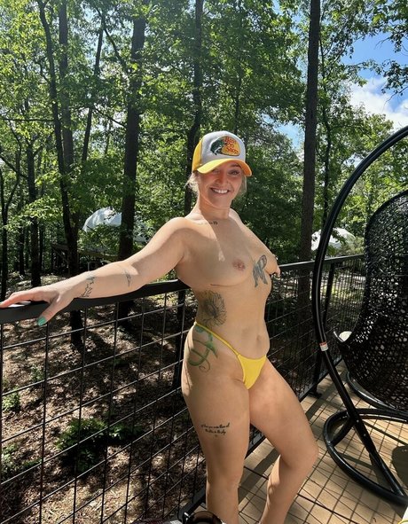 bigbtytxn nice model image