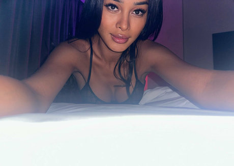 nicha official nude model pictures