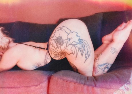 sainte marnie star adult pictures