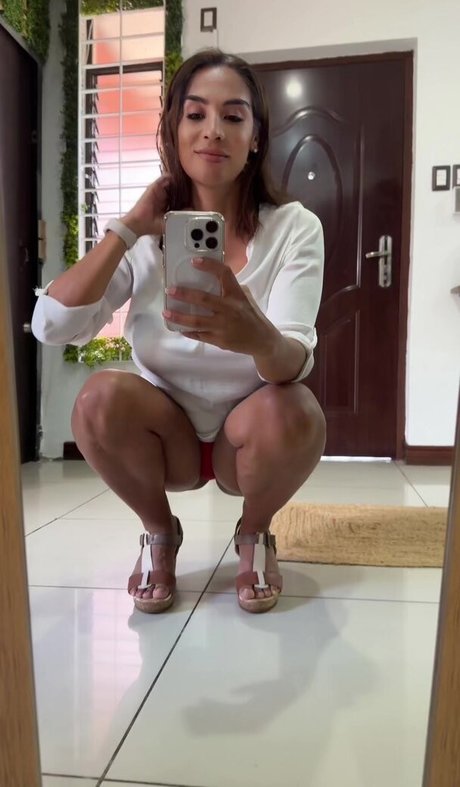 marysofi porn star img