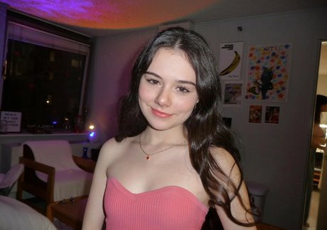 Julia Antonelli sexy pornstar gallery