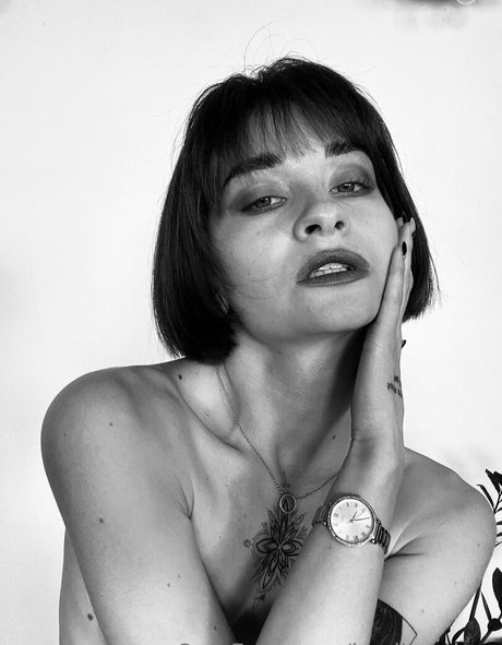 kaylie cutie vip model adult photo