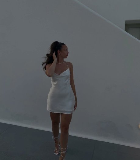 Antonia Chiara star erotic image