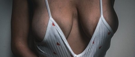 Alexandra Barbosa adult actress pics