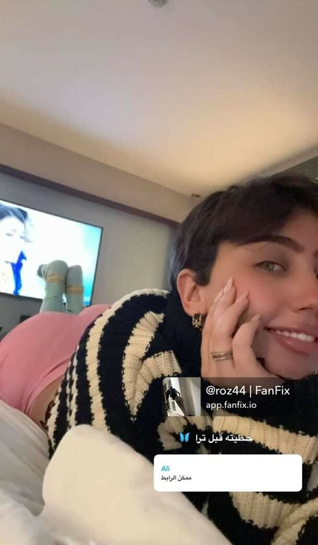 Roz Idrissi nice model photo