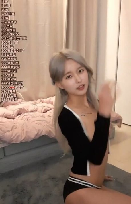 Gyuri26 sex pornstar photo