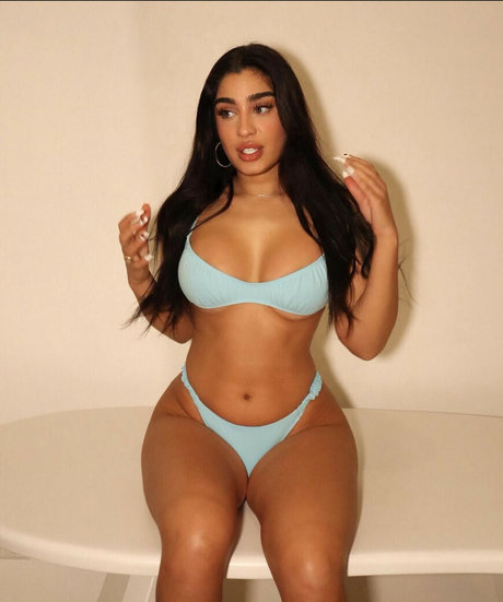 parmidashahh top model pic