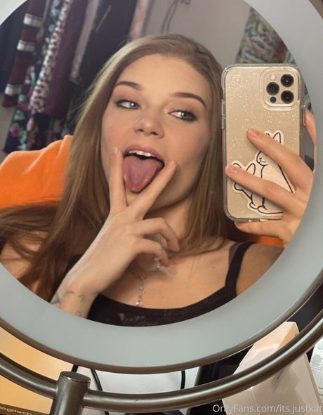 katillackoop top actress photo