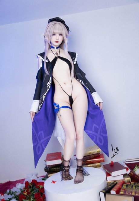 Lynnie Lia star nudes images