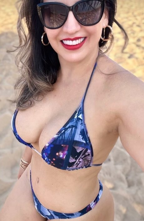 gabrielaguimaraes01 actress pics