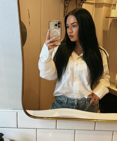 Amy Roseling top star photo