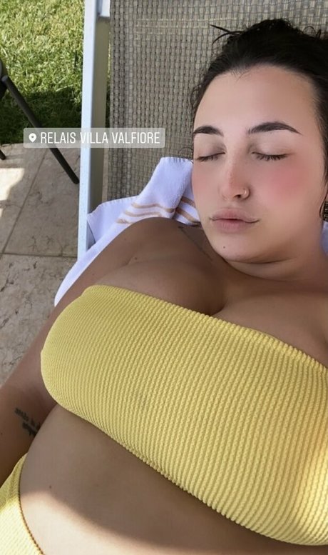 alessiabarbarossa naked model img