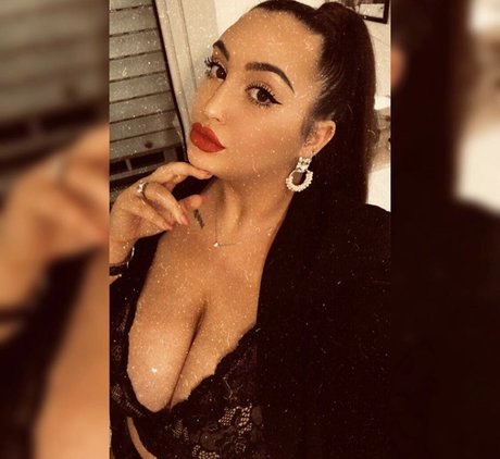 alessiabarbarossa hot model image