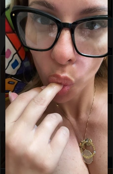 Roberta Bastos xxx star picture