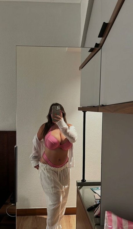 Tamar Abuchzira pornstar sexy gallery