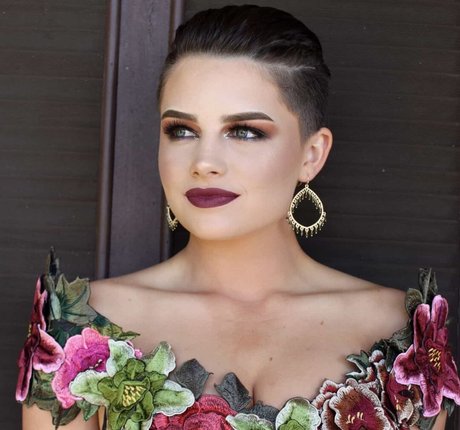 Hallie Clark sex pornstar pictures