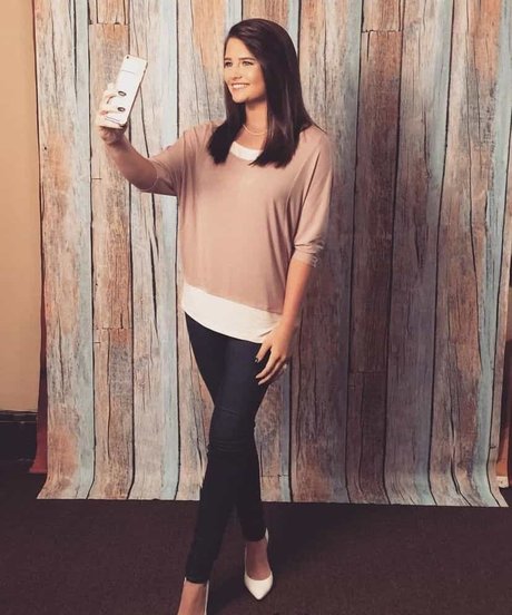 Hallie Clark free pornstar picture