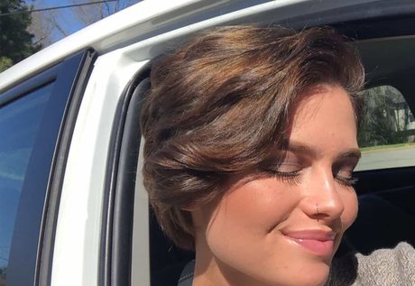 Hallie Clark nude star image