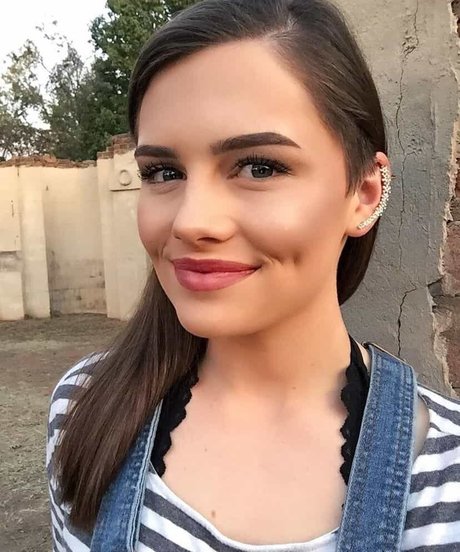 Hallie Clark star art photo