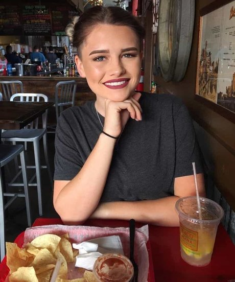 Hallie Clark star perfect picture