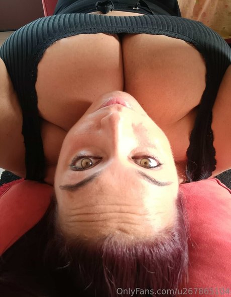 Laura Chiaramonte model nice images